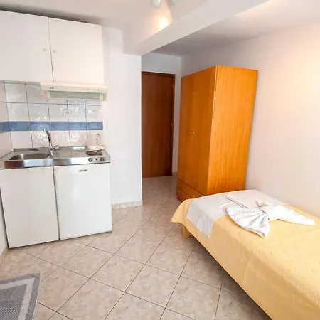 Aparthotel Maria - Renovating Brand New For 2026 3*