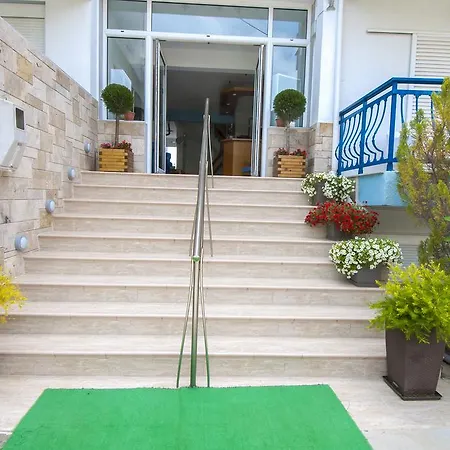 아파트호텔 Maria - Renovating Brand New For 2026 3*