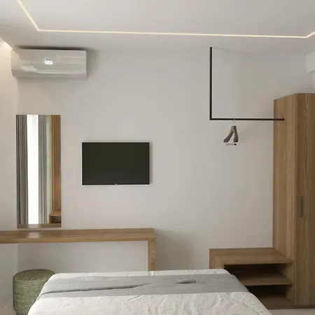 Maria - Renovating Brand New For 2026 פוטוס