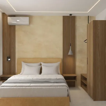 Maria - Renovating Brand New For 2026 פוטוס