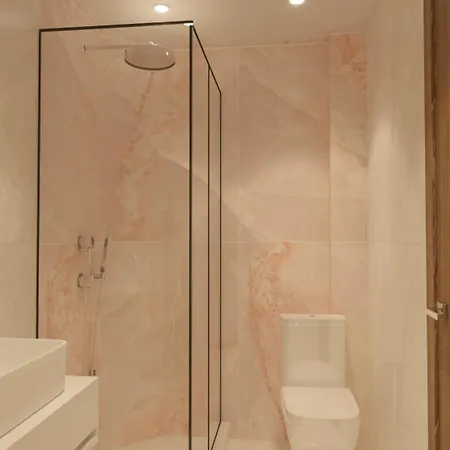 Maria - Renovating Brand New For 2026 3* 波托什