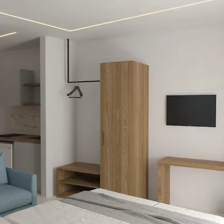 Maria - Renovating Brand New For 2026 מלון דירות 3*