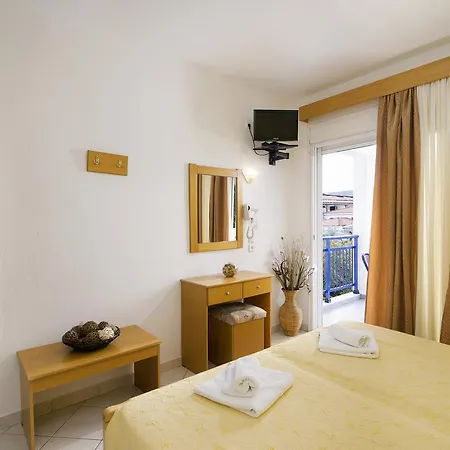 Maria - Renovating Brand New For 2026 3* Ποτός