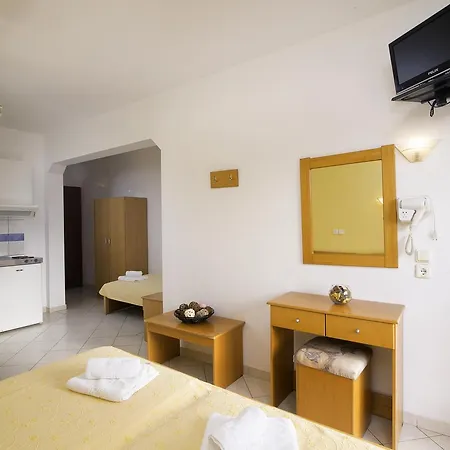 Maria - Renovating Brand New For 2026 Ξενοδοχείο με διαμερίσματα Ποτός