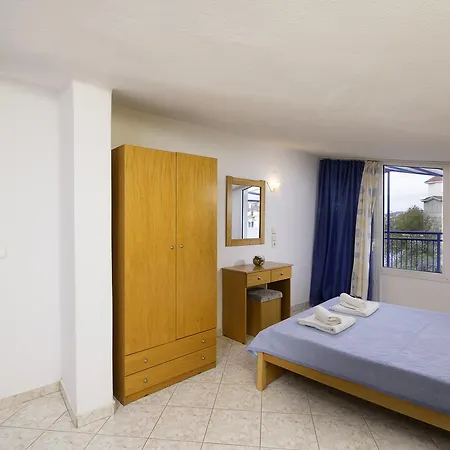 Maria - Renovating Brand New For 2026 3* Ποτός